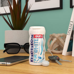Mentos Pure White gum with green tea extract for breath refresh.