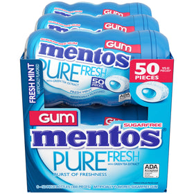 Mentos Pure Fresh gum piece in mint flavor for quick breath refresh