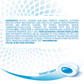 Desk-use scene with Mentos Pure White gum for quick breath refresh