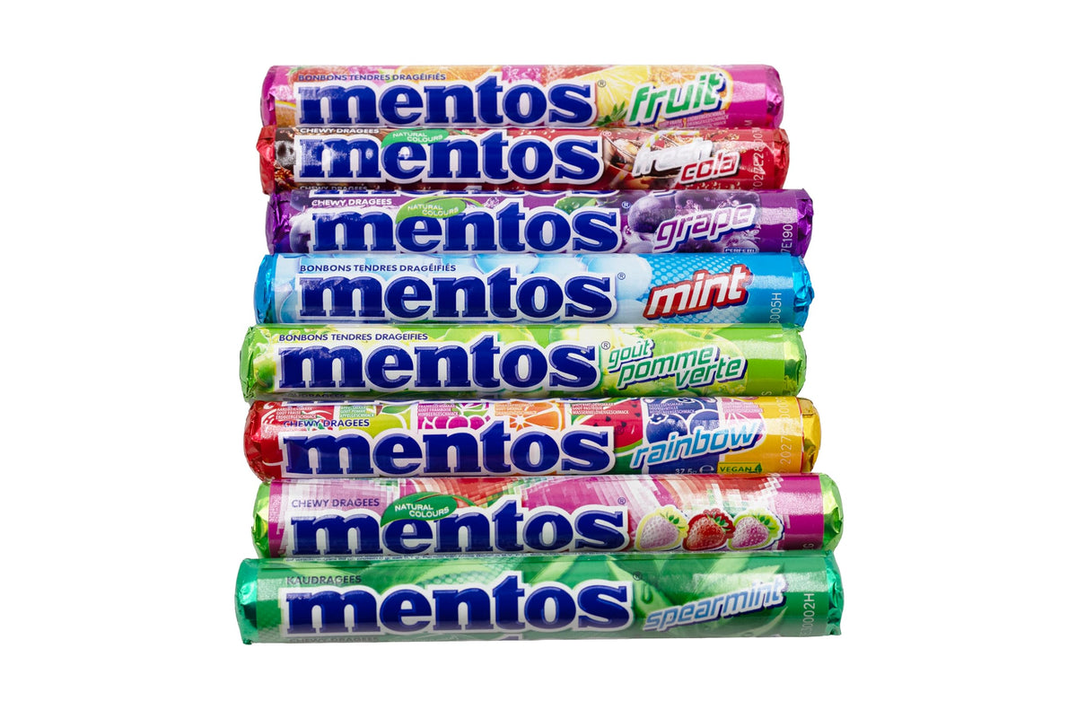 Mentos World Flavours strawberry mint assortment, fruity and refreshing bite-sized candies.