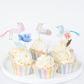 Meri Meri Meadow Unicorns Cupcake Kit wooden sticks for easy topper placement