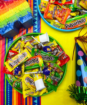 Mexgrim Dulces Mexicanos assortment with fruity and spicy pieces for fiestas