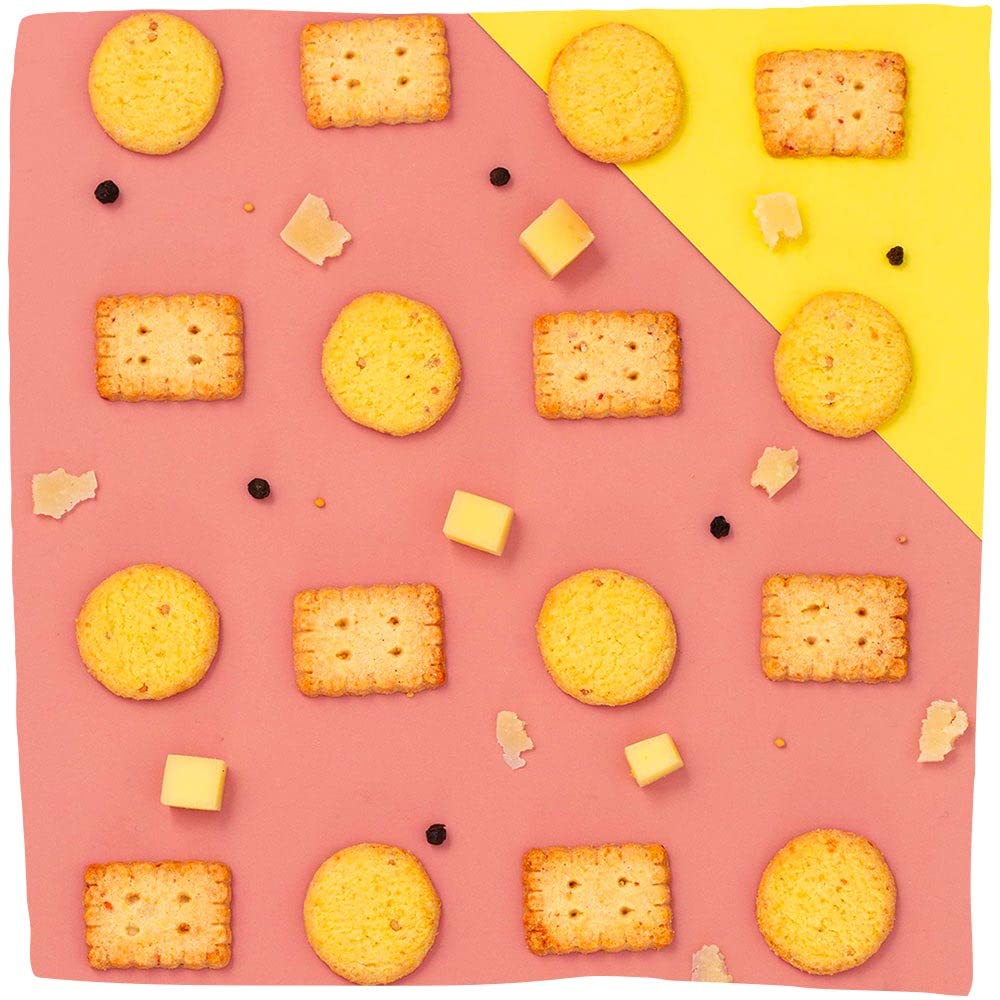 Michel et Augustin crackers close-up, crispy and buttery.