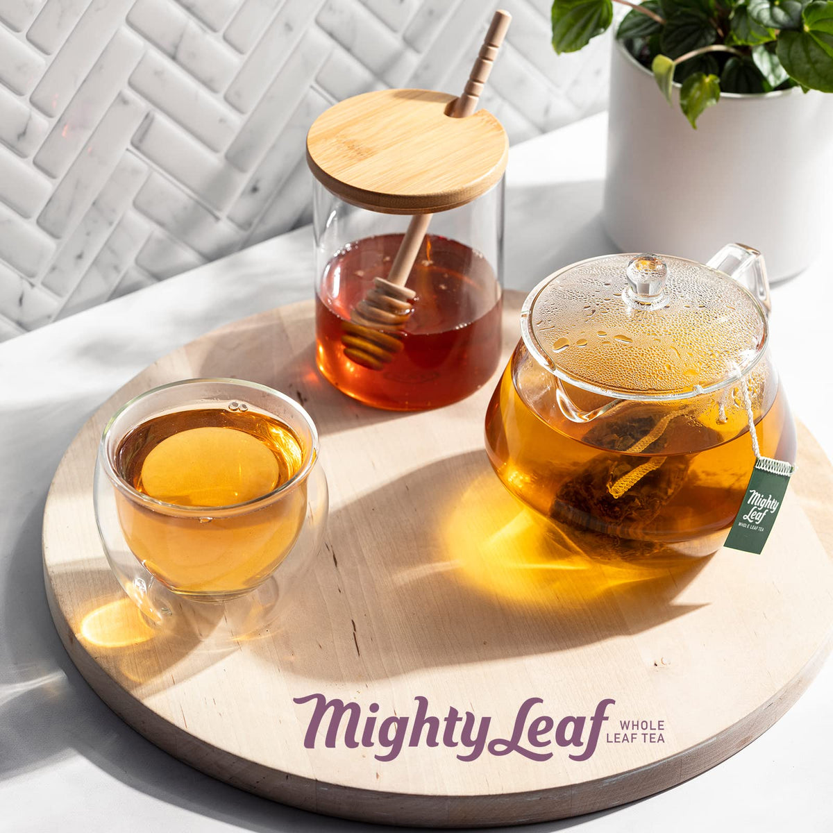 Mighty Leaf Dairy-Free label highlights allergen-friendly tea options.