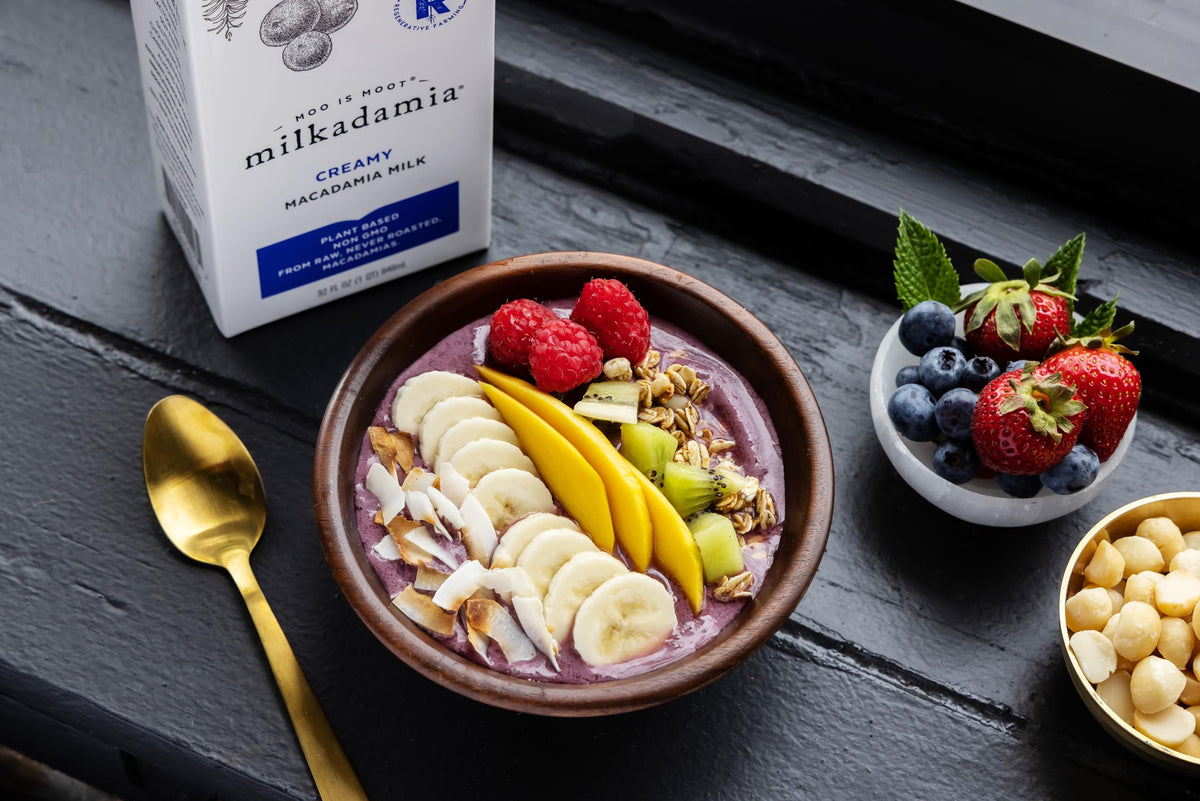 Milkadamia Macadamia Milk label emphasizes vegan, non-GMO credentials and regenerative farming