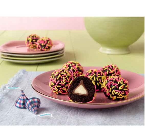 Mindys Goodies kisses used as cupcake toppers for party treats
