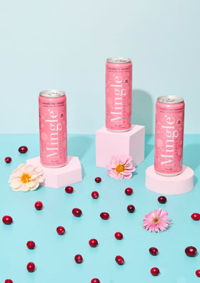 Mingle Cranberry Cosmo ingredients display, real juice for vibrant flavor