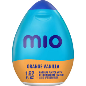 Mio Orange Tangerine bottle pour demonstrates customizable flavor intensity.
