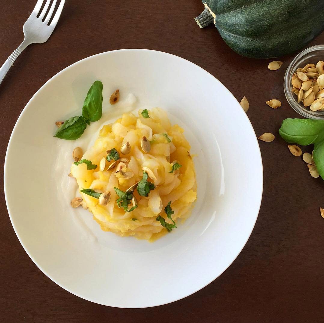 Miracle Noodle fettuccine in a bowl with sauce showing versatility