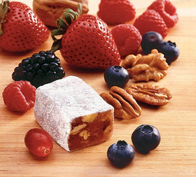 Mise Mise Berry Delight 10oz close-up—vibrant fruit candies ideal for a treat.