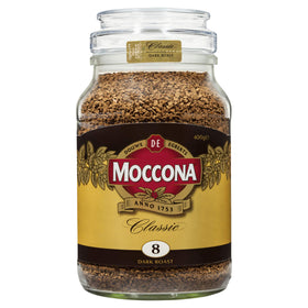 Moccona Dark Roast Classic 8 brew-pour highlighting bold flavor and rich aroma.