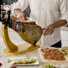 Monte Nevado Altos de Iberia Serrano ham slices ready to pair with cheese