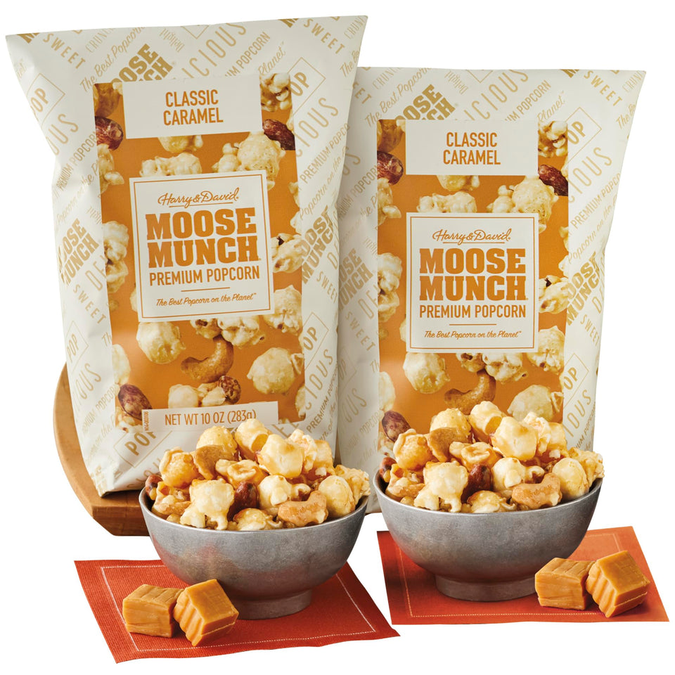 Moose Munch classic duo popcorn close-up showing caramel coating and nut texture, ideal for sharing use case