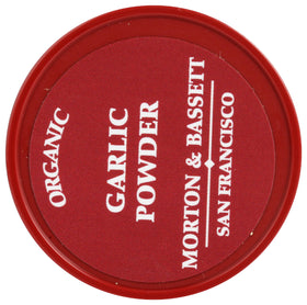 Morton & Bassett Organic Garlic Powder seasoning a roasted vegetable dish.