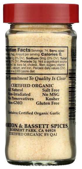 Morton & Bassett Organic Garlic Powder spoon dispense for effortless seasoning.