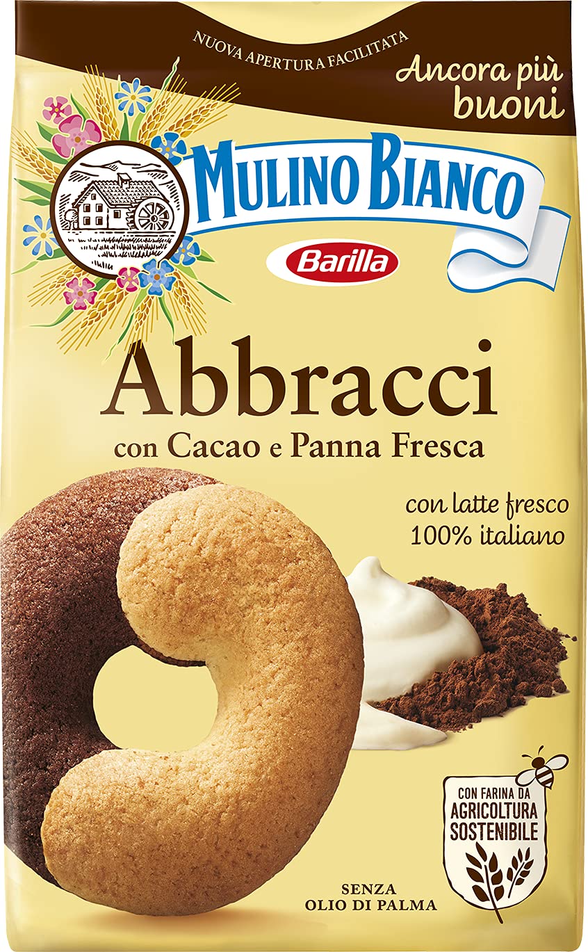 Mulino Bianco Abbracci cookies, pack of 3, classic cream and cocoa.