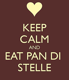 Mulino Bianco Pan di Stelle icing starlets detail shows festive appeal.