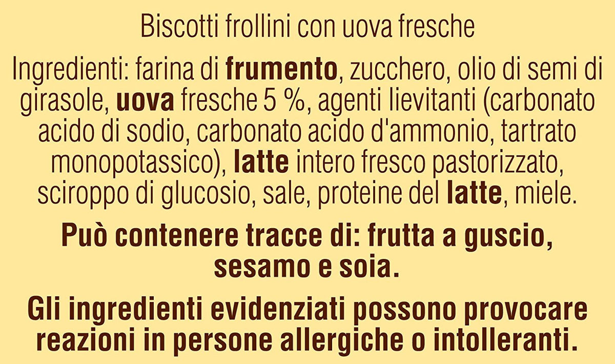 Mulino Bianco Tarallucci biscuits ready to dip in warm milk