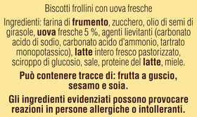 Mulino Bianco Tarallucci biscuits ready to dip in warm milk