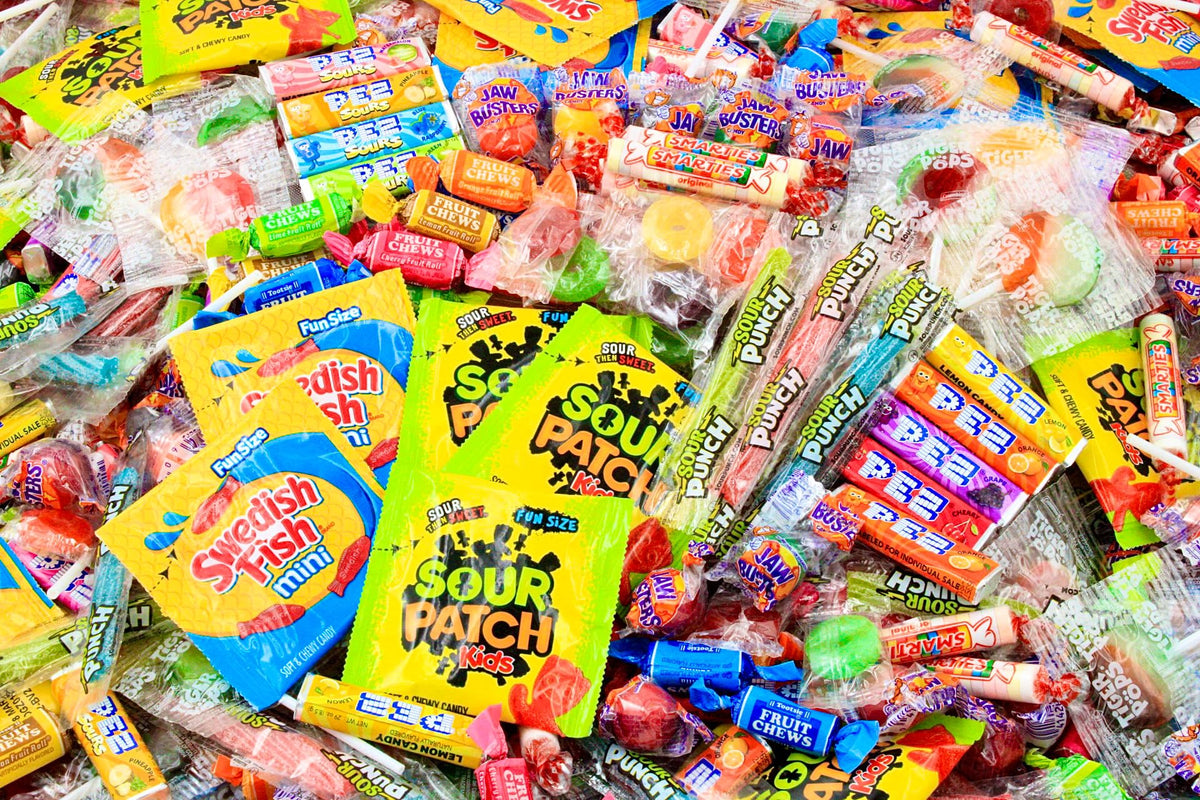 Munchbox 2-pound bulk candy pack ideal for small gatherings.
