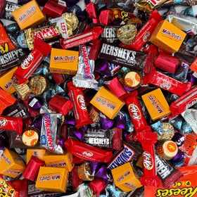 Munchbox mini chocolate bars variety pack, great for gift baskets and Halloween treats.
