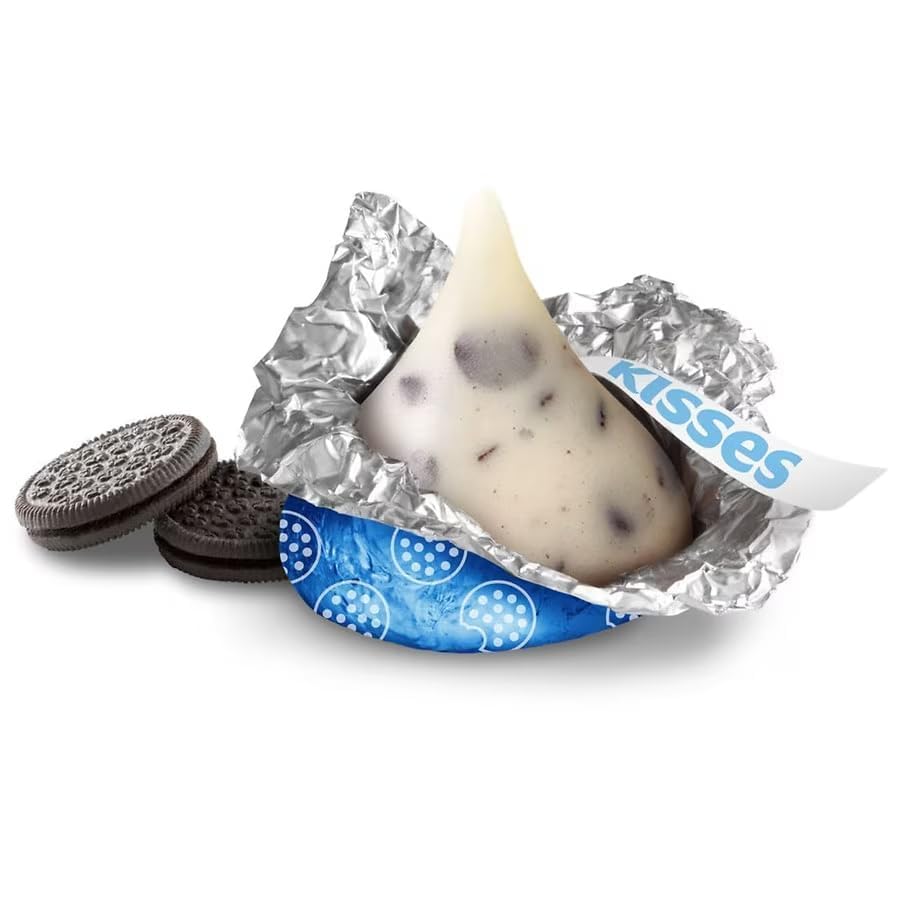 Munchique Cookies & Cream Kisses individually wrapped for fresh serving.