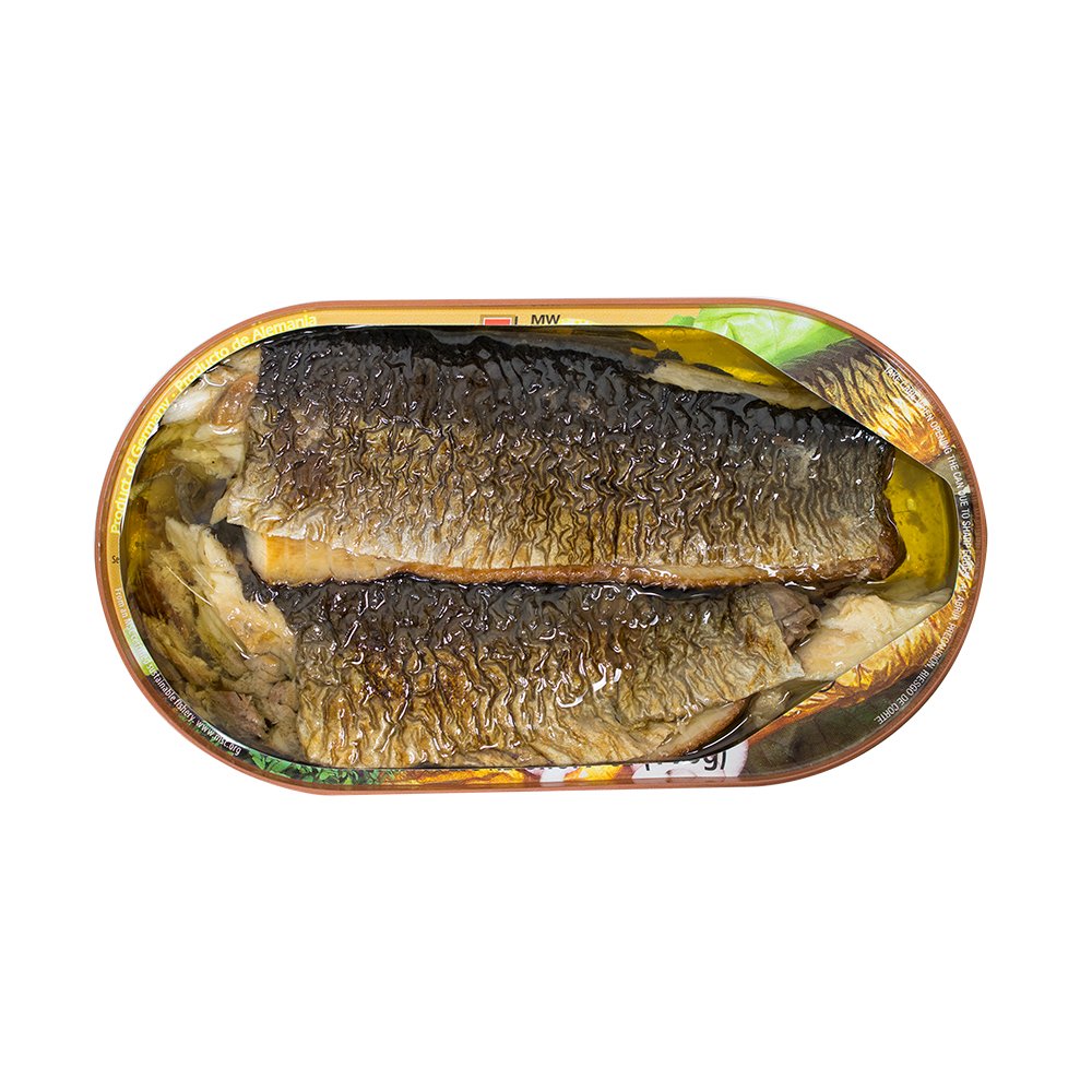 MW Polar wild caught herring closeup showing flaky texture and natural smoke.