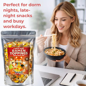 Nahasahr toppings rehydrating quickly in hot broth for flavorful bowls.