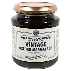 Nakato Frank Coopers Oxford marmalade jar reveals bold peel texture for a robust citrus taste.