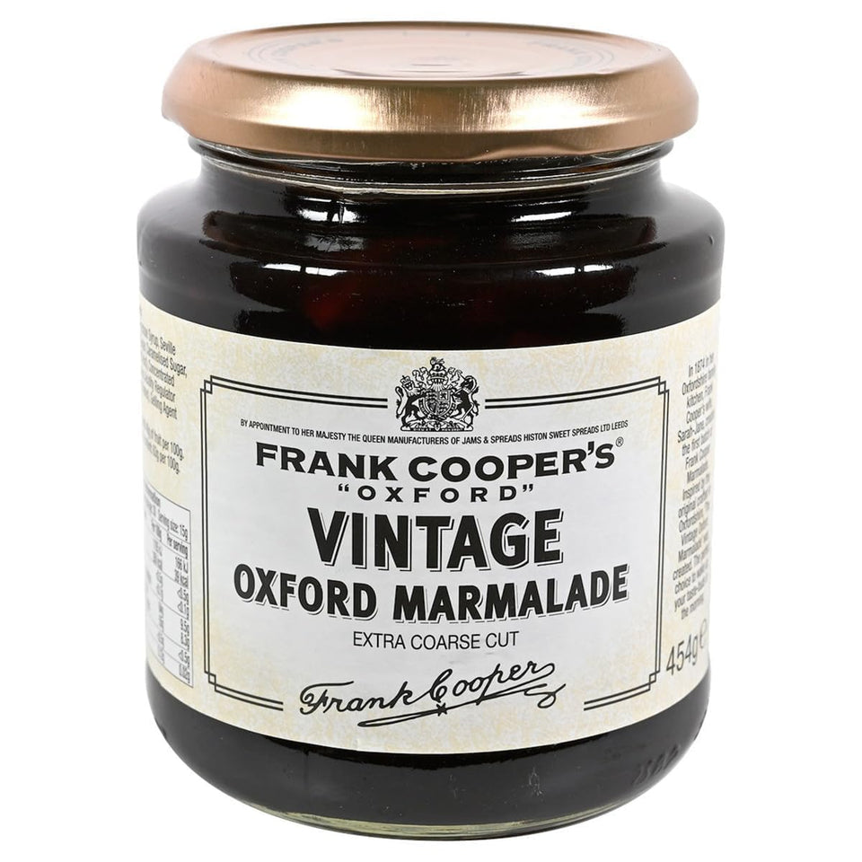 Nakato Frank Coopers Oxford marmalade jar reveals bold peel texture for a robust citrus taste.