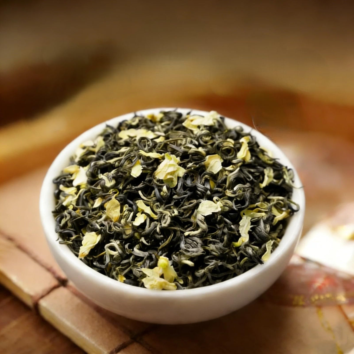 NASLAPH Jasmine Green Tea steeped amber infusion invites mindful sips.