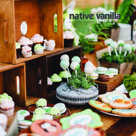 Native Vanilla bourbon flavor notes of caramel and almond for desserts.