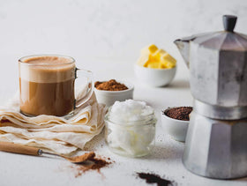 Native Vanilla Vanilla Bean Powder dusted over dessert for luxurious finish.