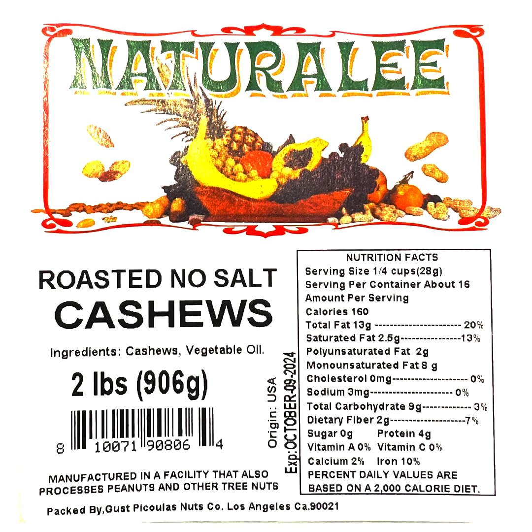 Naturalee cashews close-up highlighting roasted texture and natural color.