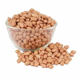 Naturalee peanuts close-up showing natural skins and kernels