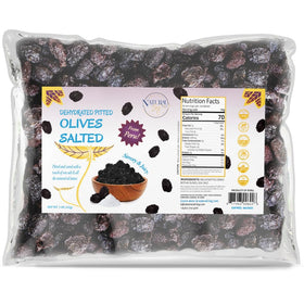 NaturalZing Peruvian black olives packshot highlighting convenient, ready-to-eat snacking.
