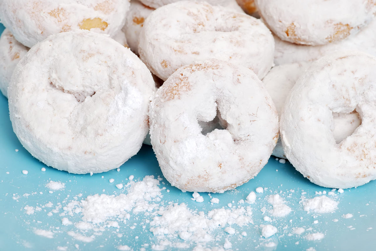 Naturejam No Melt Sugar coats donuts with a powdery, lasting coating