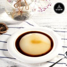 Naturevibe Botanicals Arrowroot Powder dry ingredient, ideal for paleo and gluten-free cooking