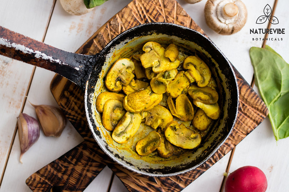 Garlic powder being added to a pan to boost aroma