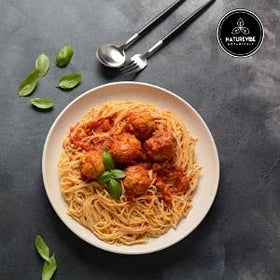 Naturevibe Botanicals Red Chilli Powder on a spice shelf enriches meals.