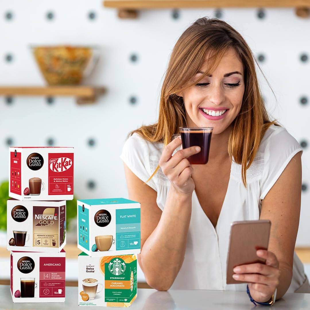 NESCAFÉ Dolce Gusto Flat White at-home ritual staged with cup, showcasing creamy texture.