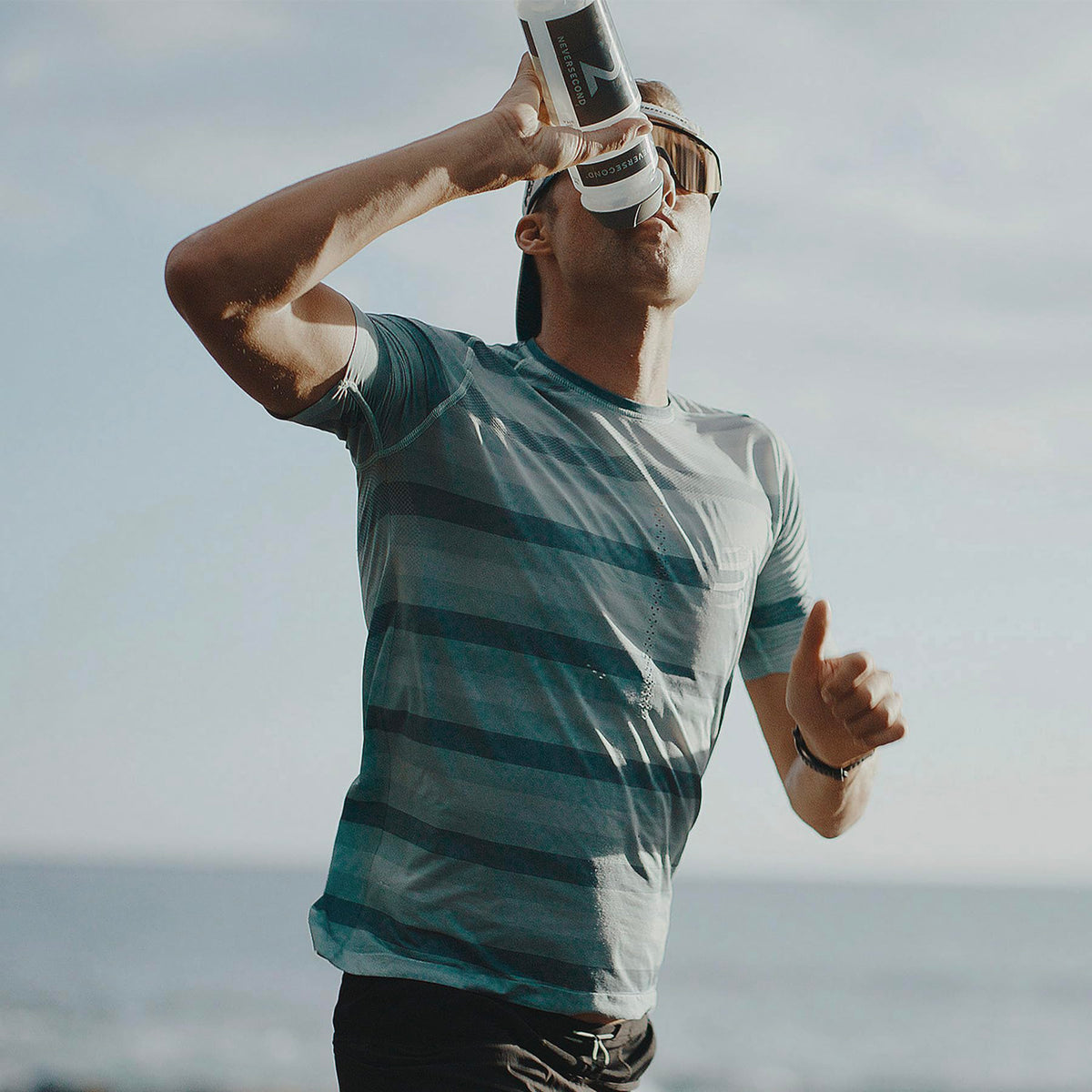 Neversecond C30's 2:1 carb blend fuels pace with easy absorption.