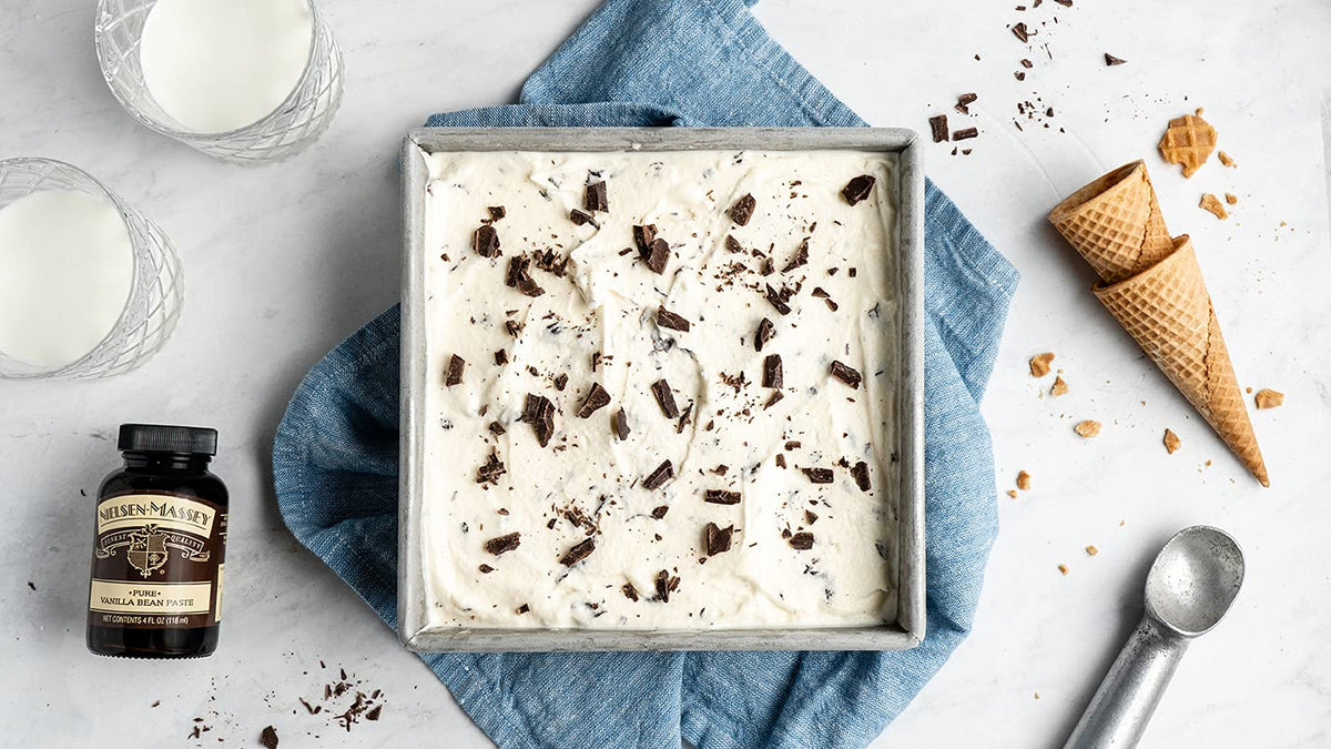 Nielsen-Massey vanilla bean paste pour creates smooth batters and sauces