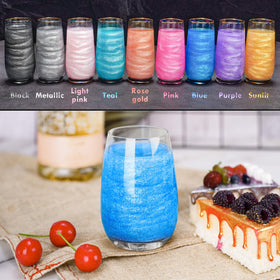 NiHome blue glitter dust in a wine glass for shimmering beverages.