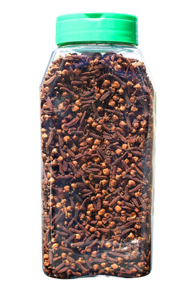 Nirwana cloves close-up highlighting intense fragrance for spice blends and seasonal dishes.