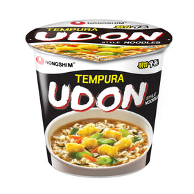 Nongshim Tempura Udon Cup ingredients featuring crispy tempura flakes for texture contrast.