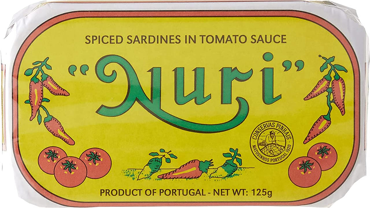 Nuri sardines snack idea with crackers for quick lunch.