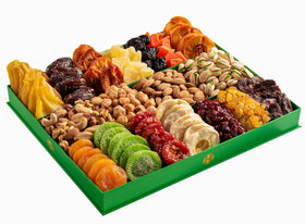 Nut Haven kosher-certified gift label signals quality and care.