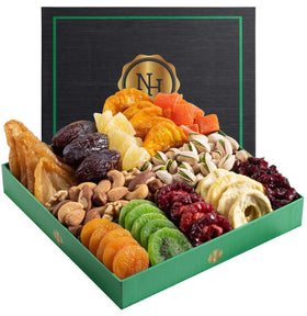 Nut Haven gift basket packaging showcasing elegant presentation for gifting.