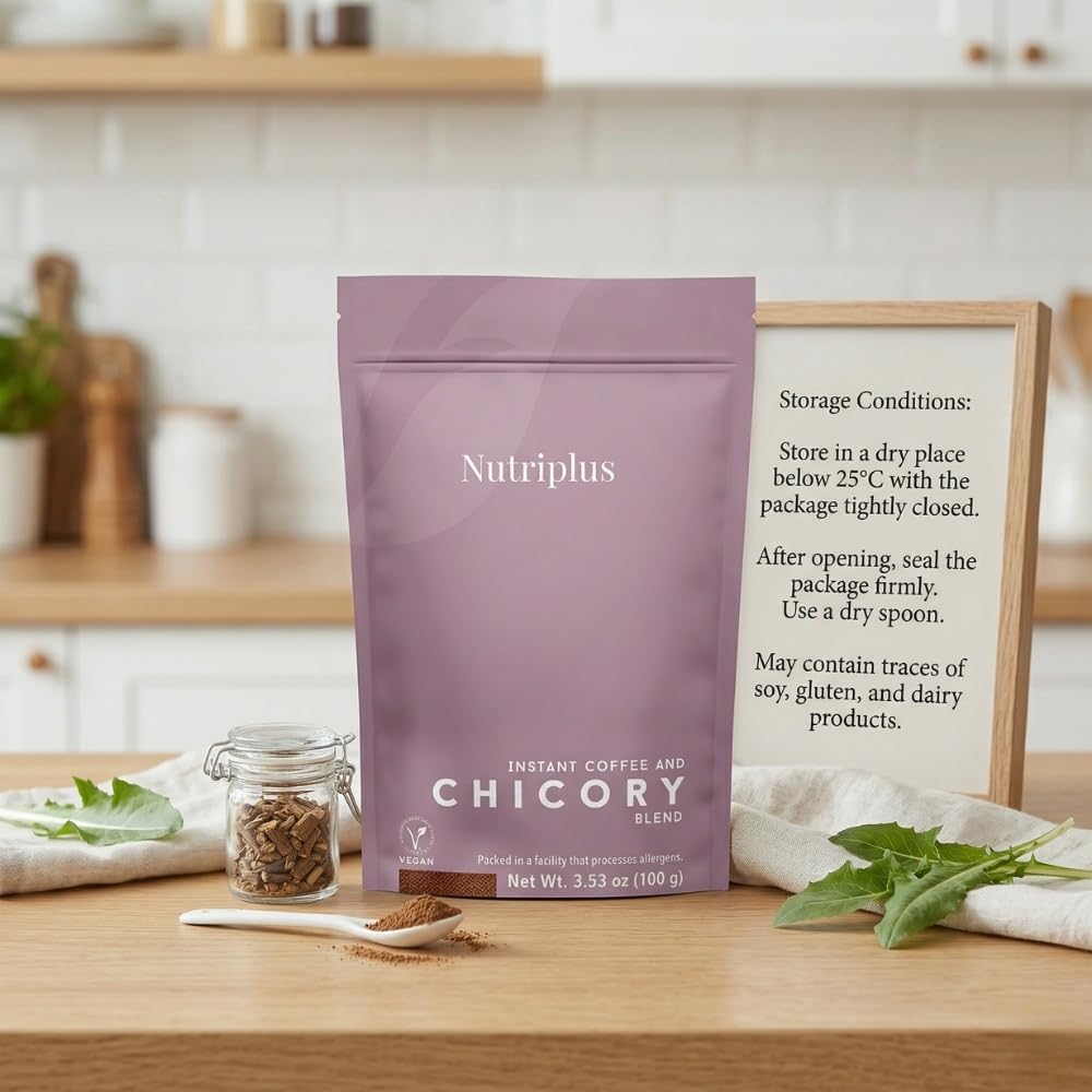 A Nutriplus Farmasi spoon sits beside the powder for quick mixing.